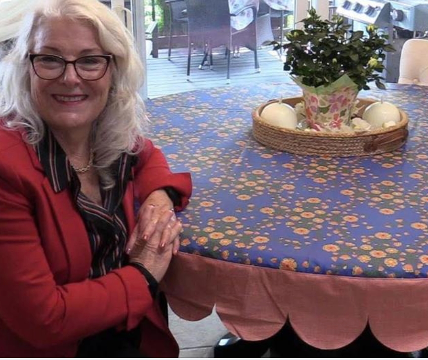 Free Sewing Tutorial: Piecing a Tablecloth