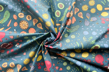 VINTAGE Fabric - Laminated Cotton - by the 1/2 yard – Splash Fabric